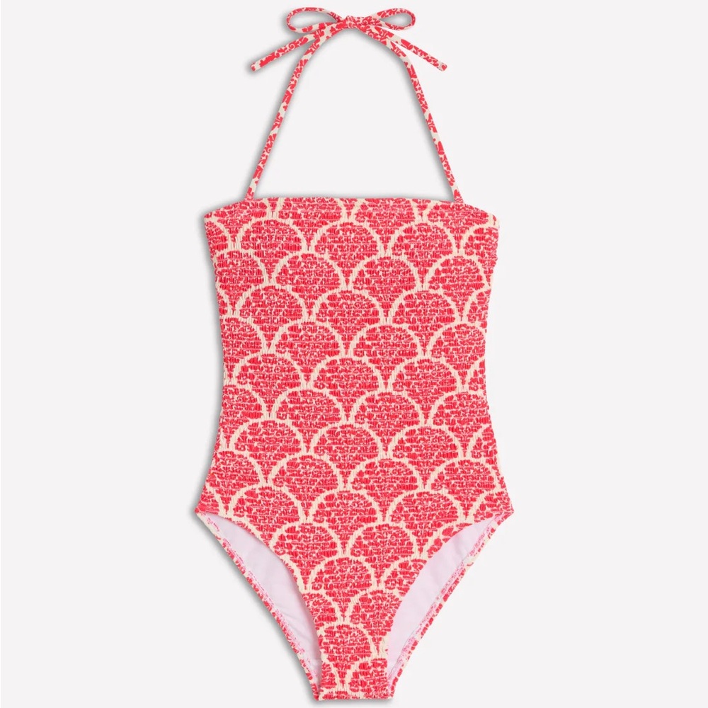 Boden Milos Smocked Bandeau Swimsuit
women's size 6 new without tags $130